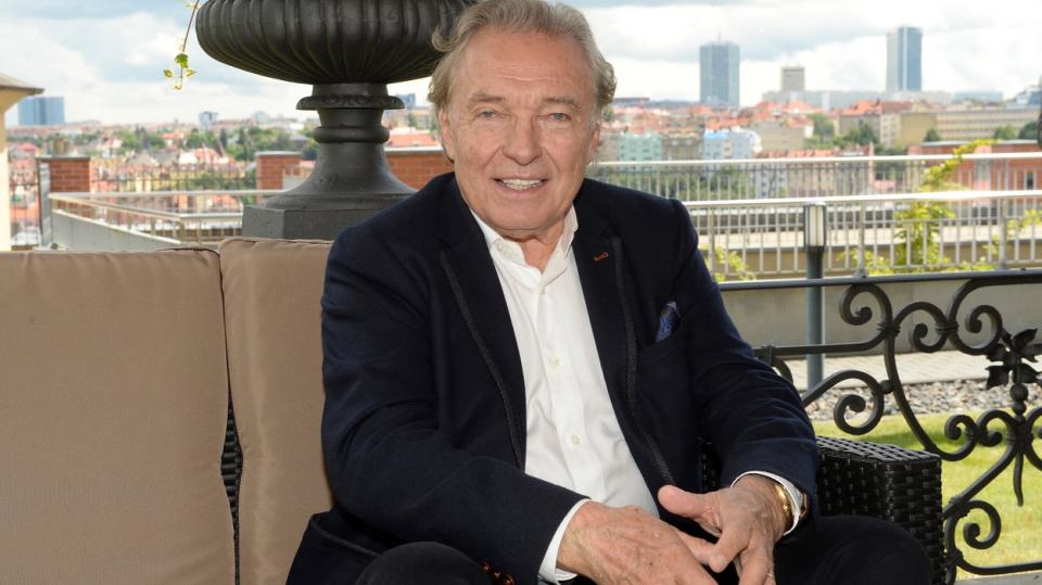 Karel Gott je na několik dní v domácí péči.